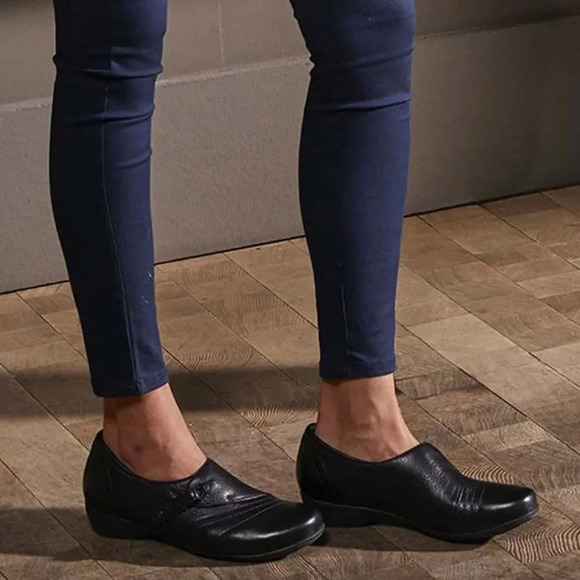 Dansko Franny Leather Hidden Stretch Slip On Loafer - Picture 2 of 10